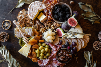 How To Create An Autumnal Cheese Board | Pipers Farm Recipe