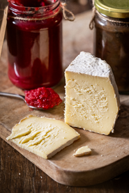 Sharpham Cheese, Savour Wedge