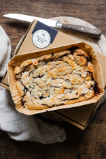 Willow & Finch, Bakewell Blondie Traybake