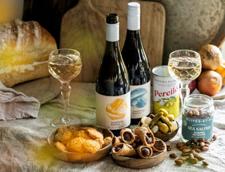 Tipple & Nibbles Box