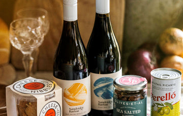 Tipple & Nibbles Box